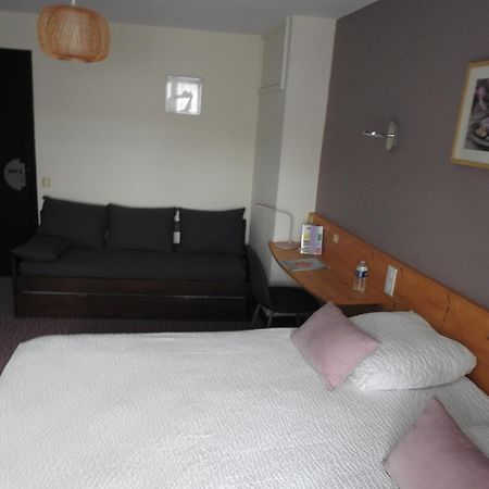 Le Barriol Hotel Saint-Julien-Chapteuil Bagian luar foto